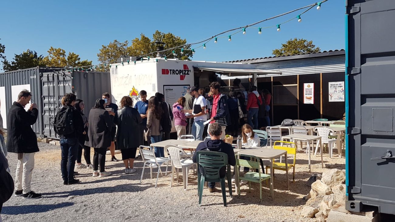 débat mobile à la Halle Tropisme de Montpellier