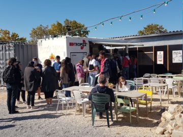 débat mobile à la Halle Tropisme de Montpellier